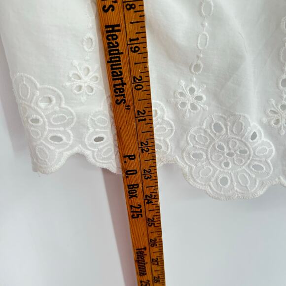 Maurices White Eyelet Stretch Boxy Tank Boho Beach Coastal Women’s Large - Picture 9 of 9